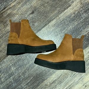 Bamboo boots